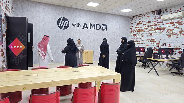 ���� ���� �������� Gaming Garage sabq/2024-06/41b